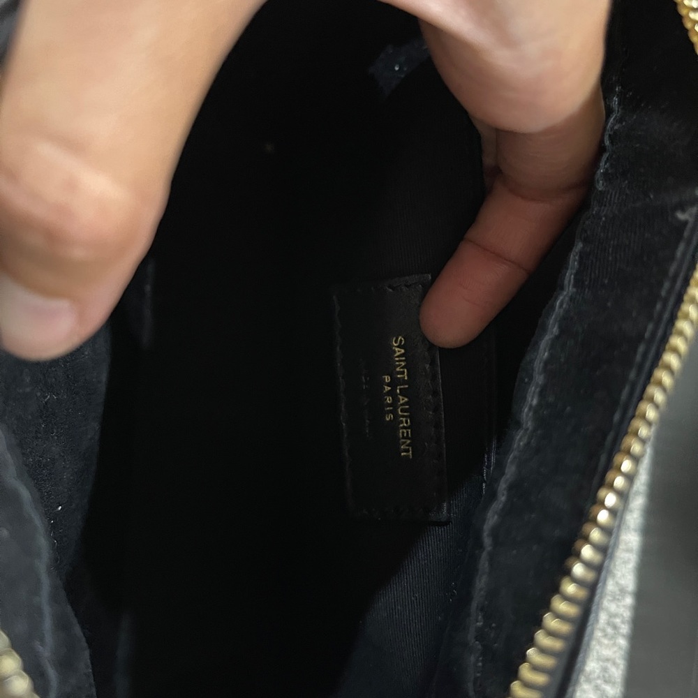 YSL Lou Camera Bag in black - Picture 7 of 7